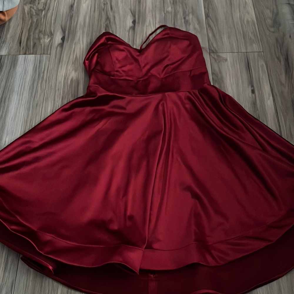 pretty red prom satin dress,shirt and flow runs in size medium